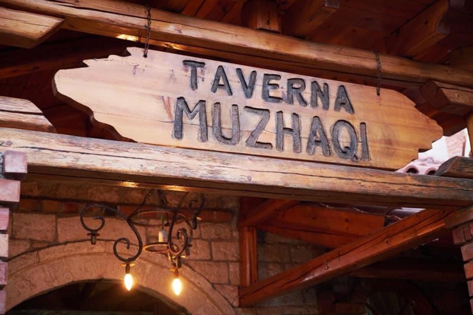Villa Muzhaqi Nivice Eksteriør billede